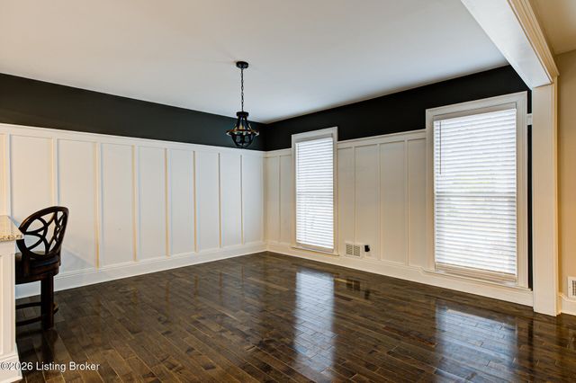 7616 Old Salem Rd, Louisville, KY 40242