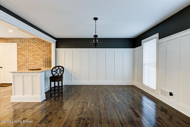 7616 Old Salem Rd, Louisville, KY 40242