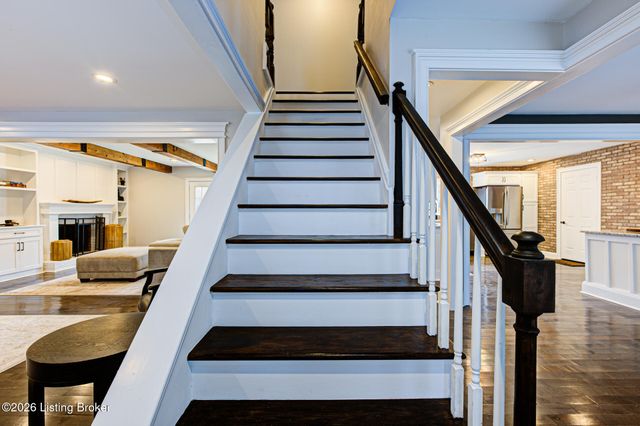 7616 Old Salem Rd, Louisville, KY 40242