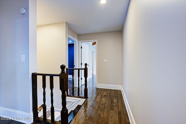 7616 Old Salem Rd, Louisville, KY 40242