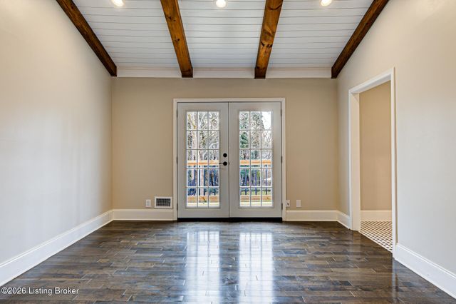 7616 Old Salem Rd, Louisville, KY 40242