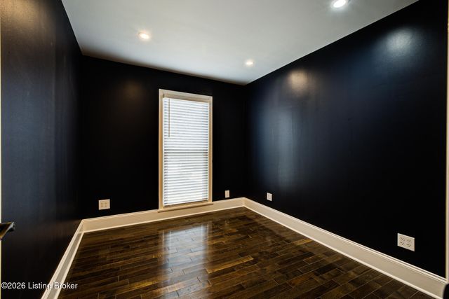 7616 Old Salem Rd, Louisville, KY 40242