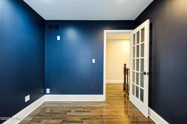 7616 Old Salem Rd, Louisville, KY 40242