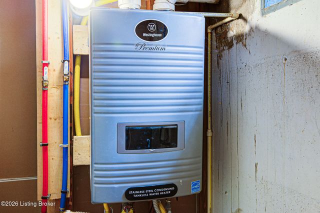 7616 Old Salem Rd, Louisville, KY 40242