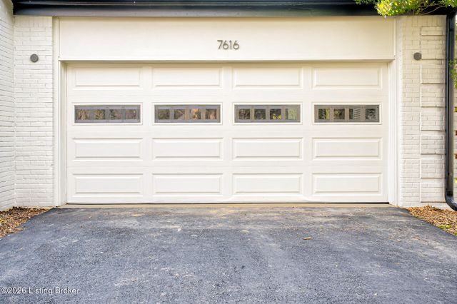 7616 Old Salem Rd, Louisville, KY 40242