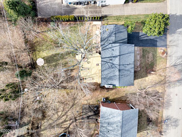 7616 Old Salem Rd, Louisville, KY 40242