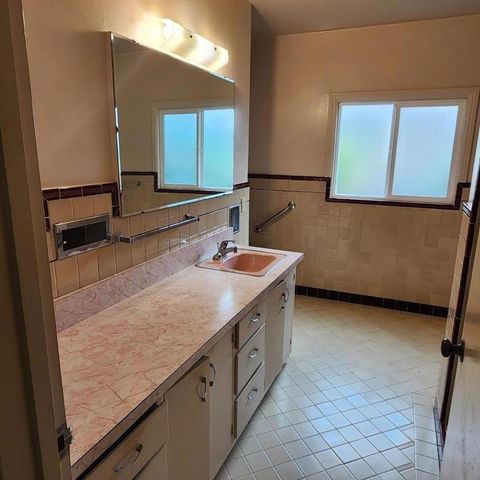 100 Eucalyptus Avenue, South San Francisco, CA 94080