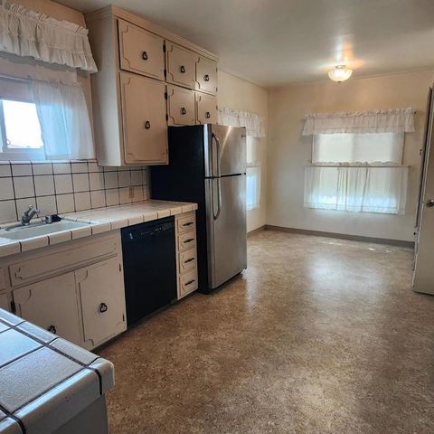 100 Eucalyptus Avenue, South San Francisco, CA 94080