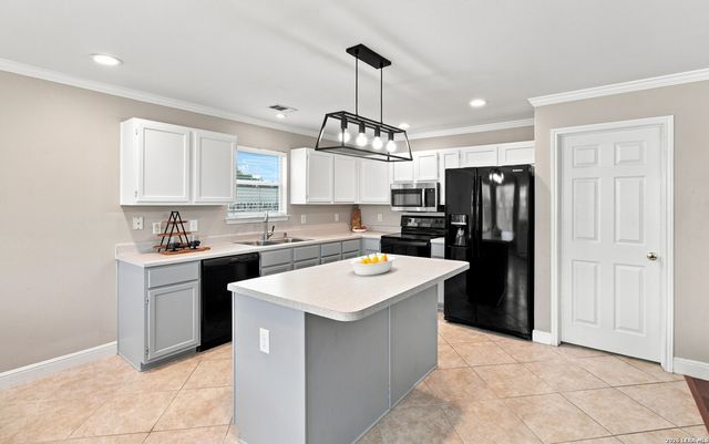 11922 GHOSTBRIDGE, Helotes, TX 78023