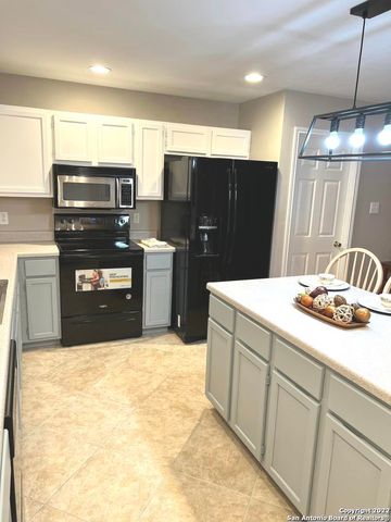 11922 GHOSTBRIDGE, Helotes, TX 78023