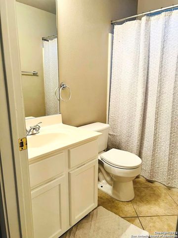 11922 GHOSTBRIDGE, Helotes, TX 78023
