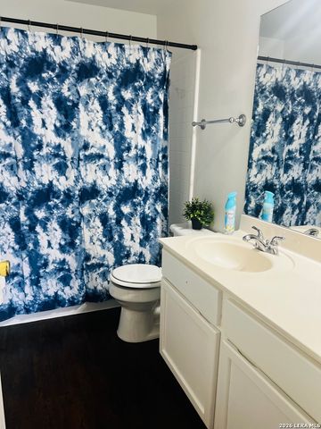 11922 GHOSTBRIDGE, Helotes, TX 78023