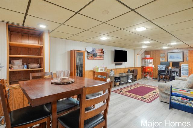 2514 Valleyview Street, Wyoming, MI 49519