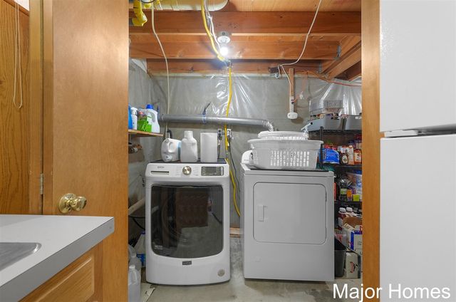 2514 Valleyview Street, Wyoming, MI 49519