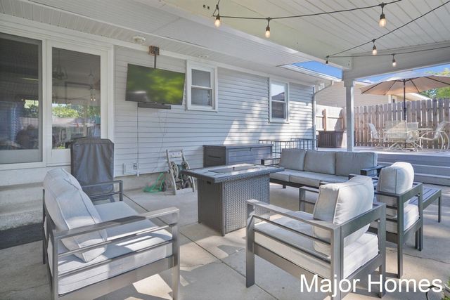 2514 Valleyview Street, Wyoming, MI 49519
