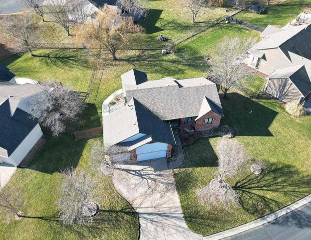 231 S Fairway Cir, Andover, KS 67002