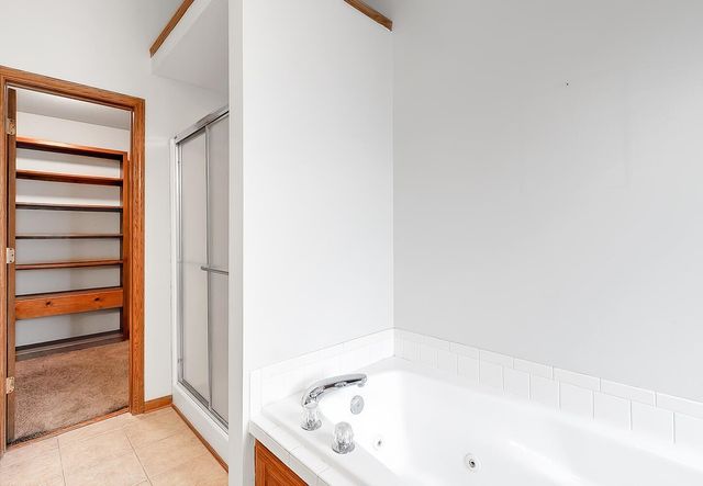 231 S Fairway Cir, Andover, KS 67002