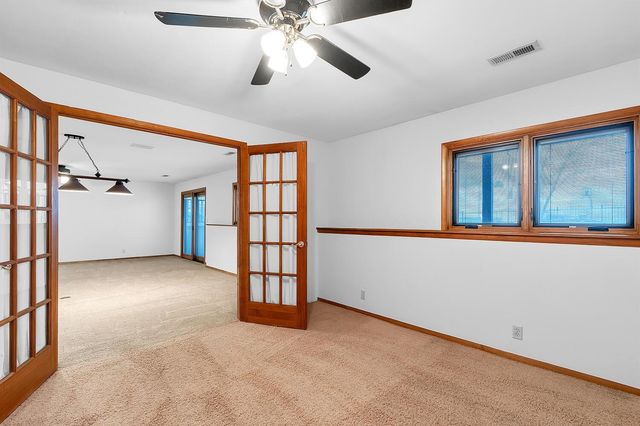 231 S Fairway Cir, Andover, KS 67002