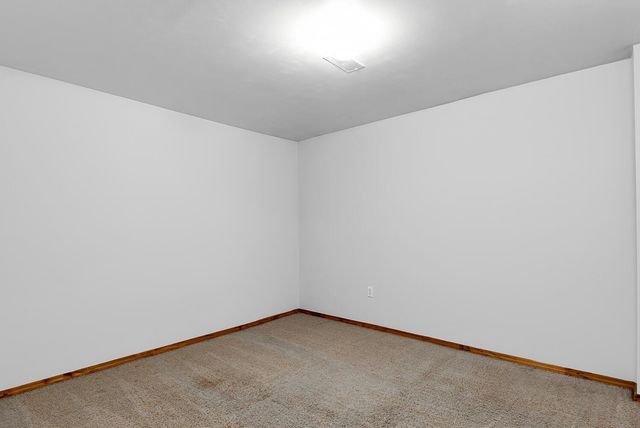 231 S Fairway Cir, Andover, KS 67002