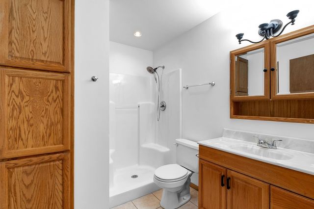 231 S Fairway Cir, Andover, KS 67002