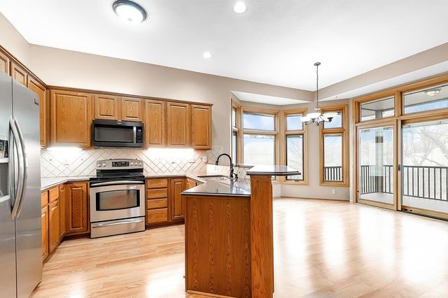 231 S Fairway Cir, Andover, KS 67002