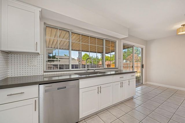 6983 Brayton Ave, Citrus Heights, CA 95621