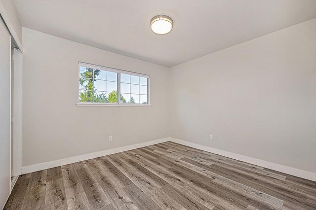 6983 Brayton Ave, Citrus Heights, CA 95621