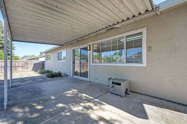 6983 Brayton Ave, Citrus Heights, CA 95621