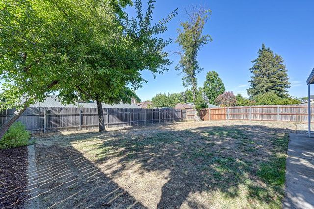 6983 Brayton Ave, Citrus Heights, CA 95621