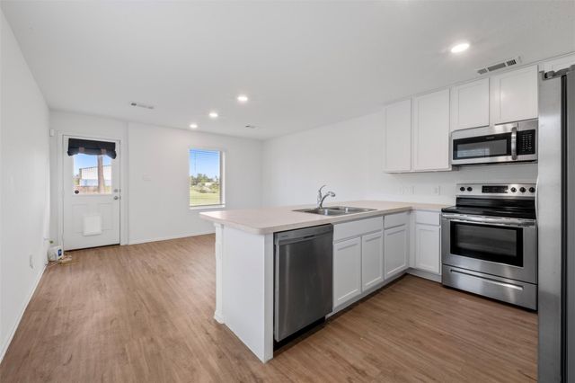 1044 Road 5203, Cleveland, TX 77327