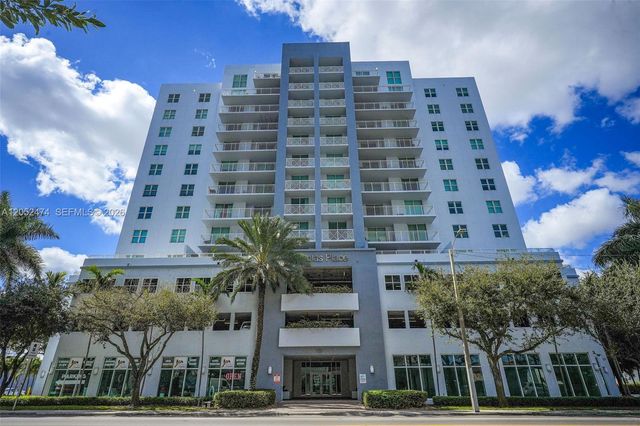 60 NW 37th Ave 608, Miami, FL 33125