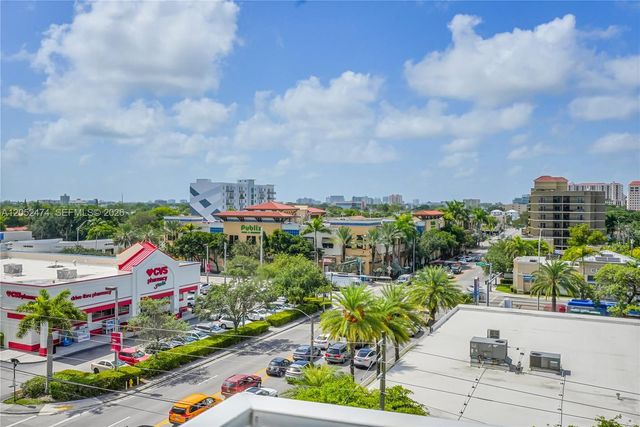 60 NW 37th Ave 608, Miami, FL 33125