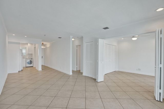 2311 NE 36th Street 2f, Lighthouse Point, FL 33064