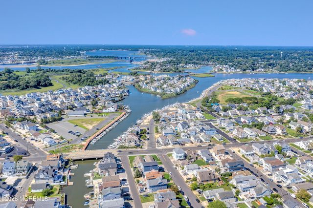 13 Pearce Avenue, Manasquan, NJ 08736