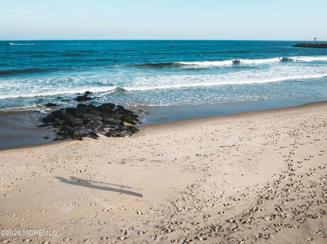 13 Pearce Avenue, Manasquan, NJ 08736