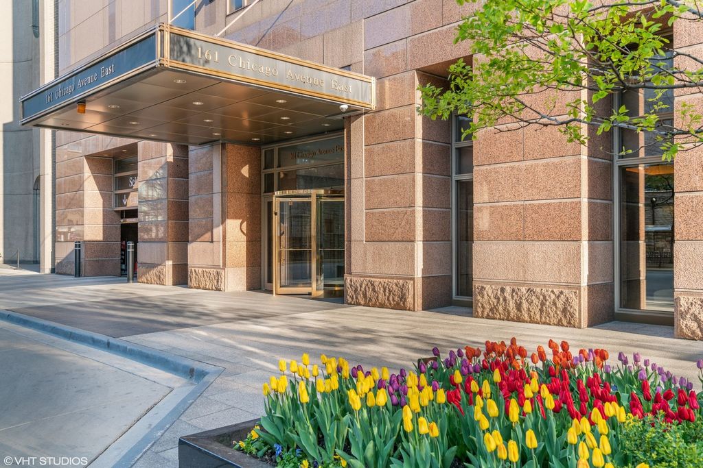 161 E CHICAGO Avenue 33DE, Chicago, IL 60611