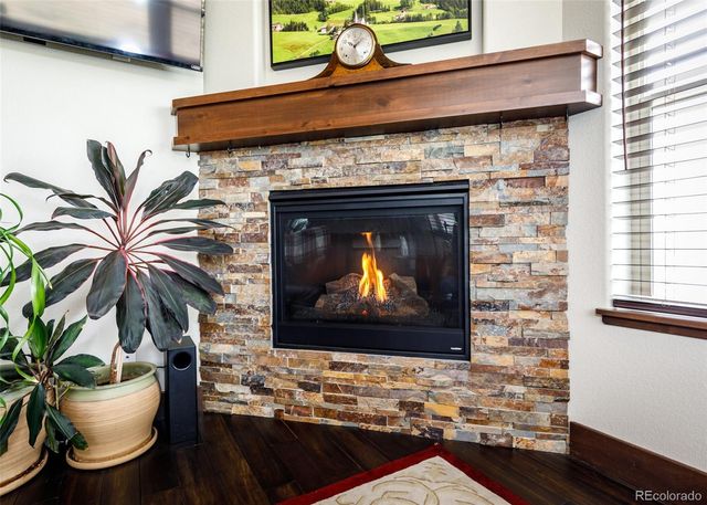 1922 Sunshine Peak Drive, Loveland, CO 80538