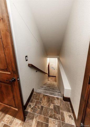 1922 Sunshine Peak Drive, Loveland, CO 80538