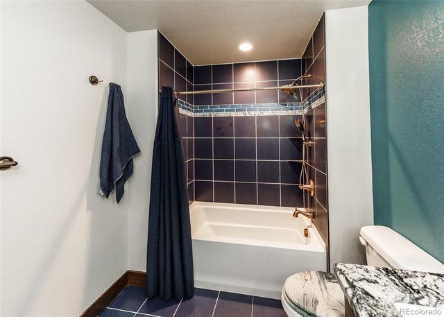 1922 Sunshine Peak Drive, Loveland, CO 80538