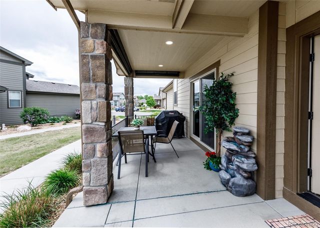 1922 Sunshine Peak Drive, Loveland, CO 80538