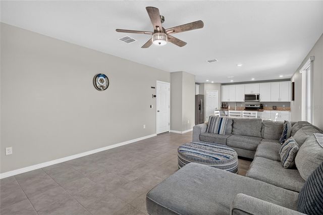 3310 WEITZEL DRIVE, Haines City, FL 33844