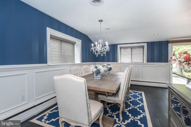 23 BEGONIA LN, Levittown, PA 19054