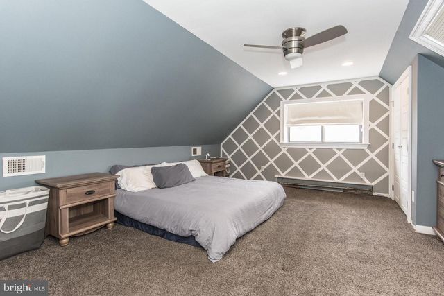 23 BEGONIA LN, Levittown, PA 19054