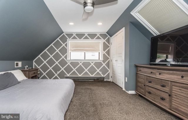23 BEGONIA LN, Levittown, PA 19054
