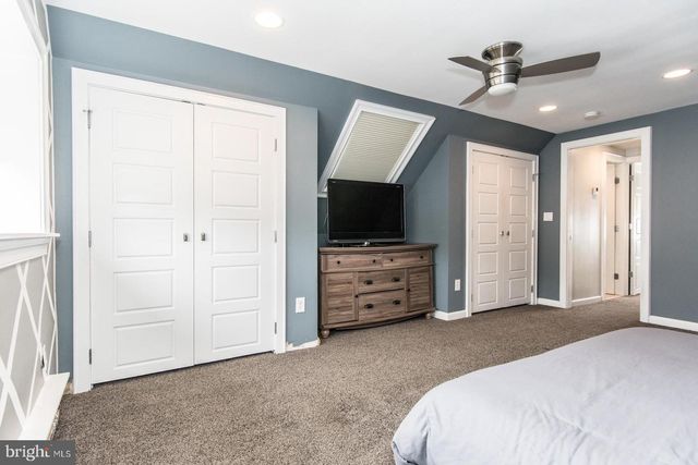 23 BEGONIA LN, Levittown, PA 19054