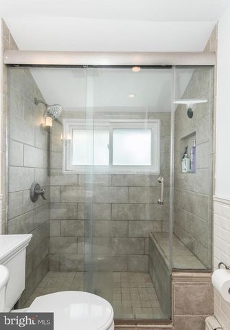 23 BEGONIA LN, Levittown, PA 19054