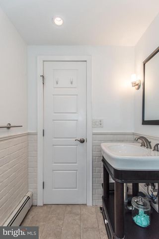 23 BEGONIA LN, Levittown, PA 19054