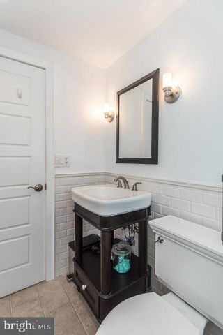 23 BEGONIA LN, Levittown, PA 19054