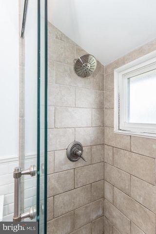 23 BEGONIA LN, Levittown, PA 19054
