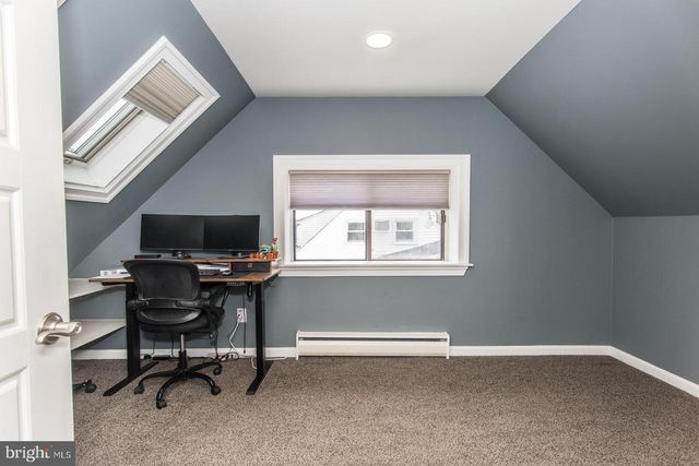 23 BEGONIA LN, Levittown, PA 19054